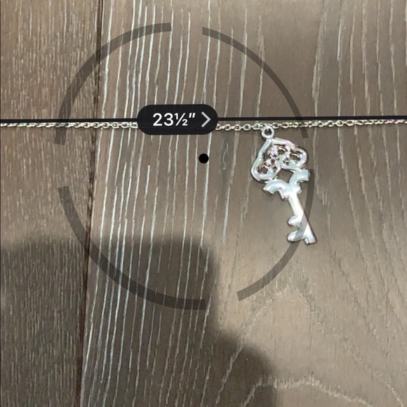 Alexander Kalifano Key Pendant - Picture 7 of 7